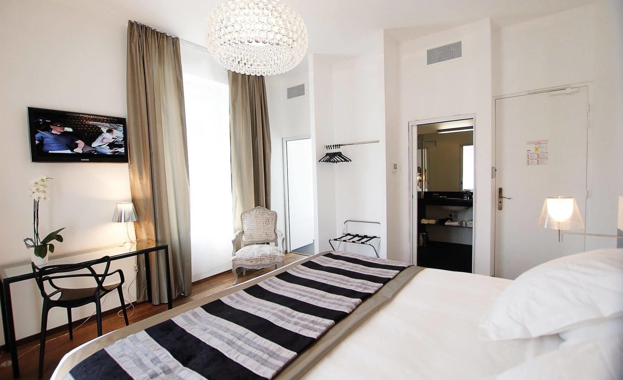 Le Manoir Hotel La Rochelle  Esterno foto